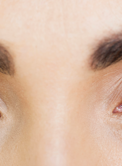 What are eyelash serums?