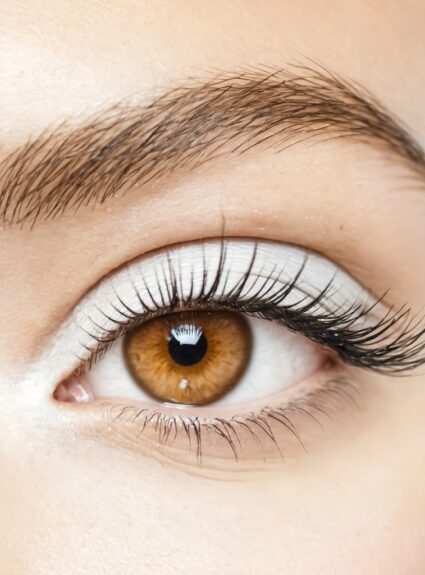 5 ways to wear white eyeshadow