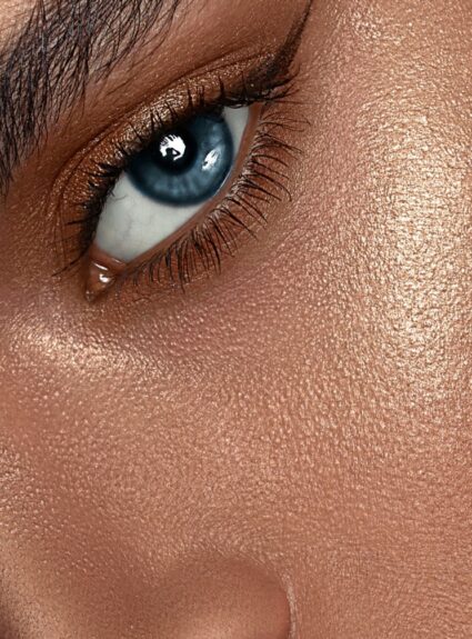 How to apply bronzer