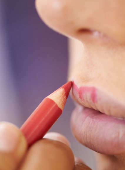 5 Ways to use Lip Liner