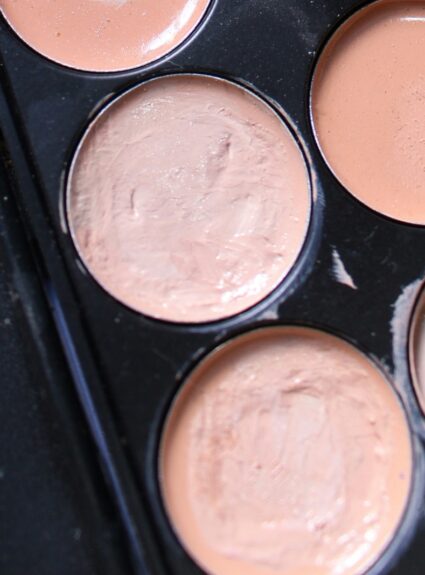 Colour Corrector vs Concealer