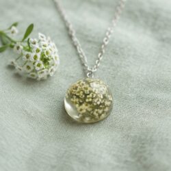 Alyssum Necklace