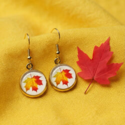 Maple Leaf Cabochon - Yellow & Red