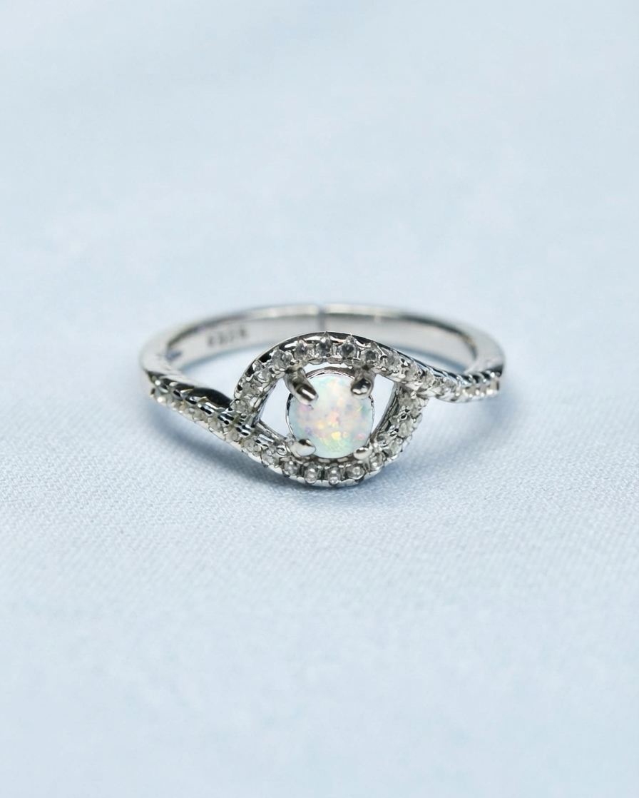 925 Sterling Silver Eye-shaped Opal Ring