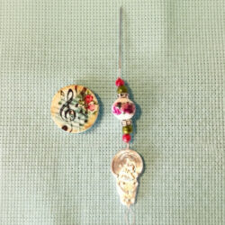 Music Needle Minders