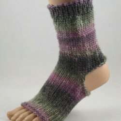Yoga Socks - Charcoal Sage (M)