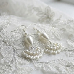 Teardrop Pearl Peyote Fan - Silver