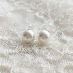 Pearl Studs - metal-free