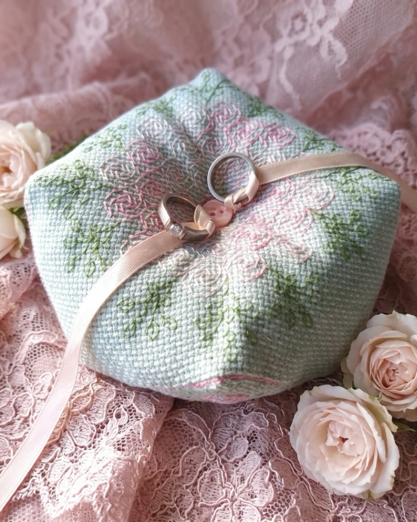 Biscornu - Pink Roses Wedding Ring Pillow