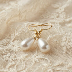 Teardrop Pearls - Gold
